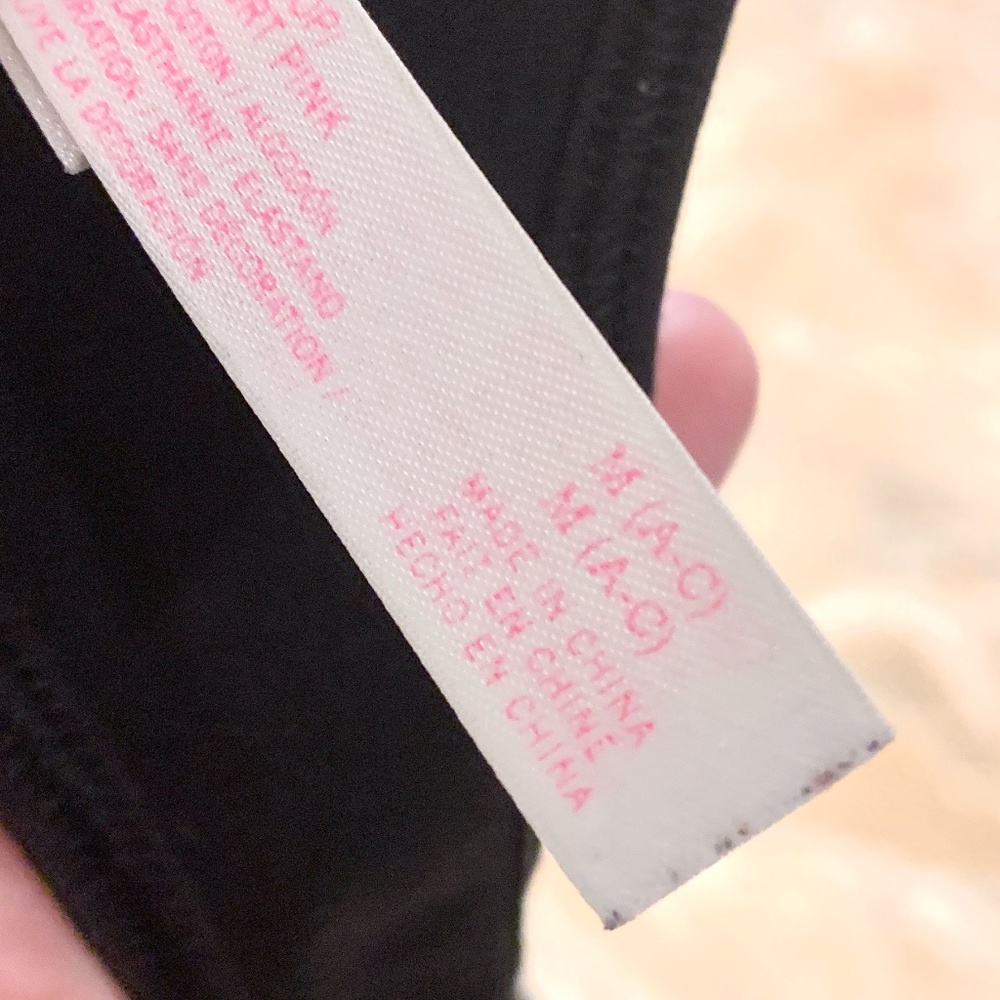 PINK Victoria's Secret #ELFIE Sports Bra - Picture 6 of 6